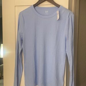 GAP Light Blue Ribbed Shirt XL NWT. PTP abt 20in. 56 cot 38 poly 4 elastane